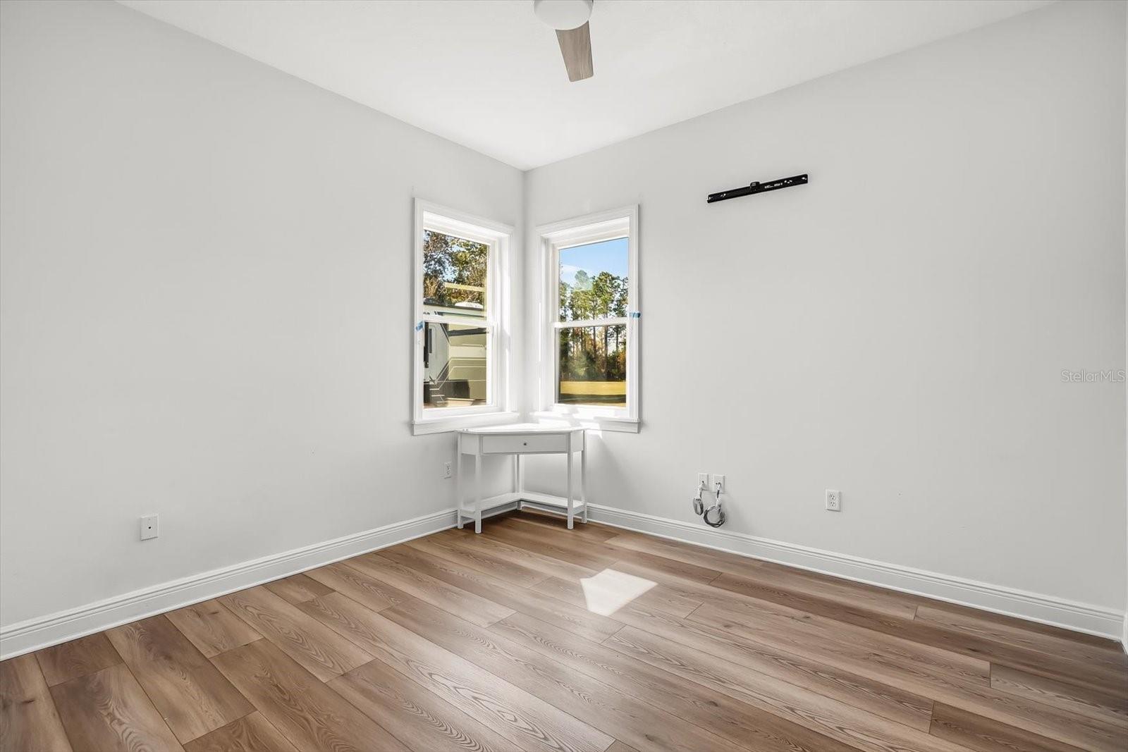 Image 35 of 46 For 17117 Heartwood Loop