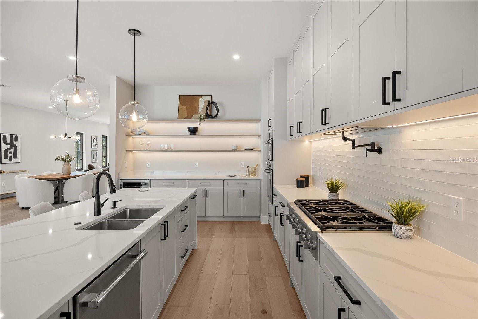 Image 13 of 45 For 803 Yates Street