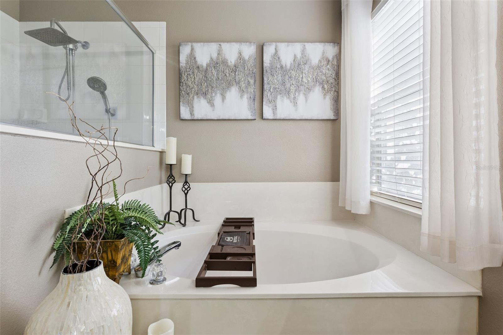 Image 14 of 27 For 272 Longhirst Loop