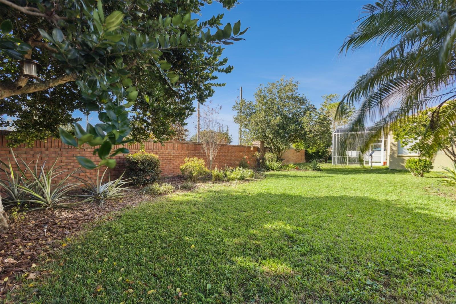 Image 26 of 27 For 272 Longhirst Loop