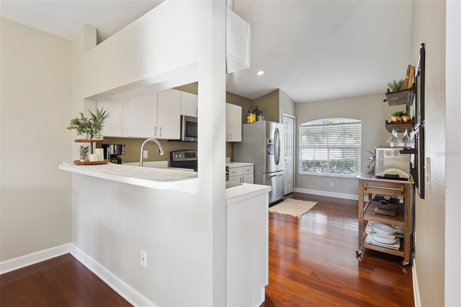 Image 7 of 27 For 272 Longhirst Loop