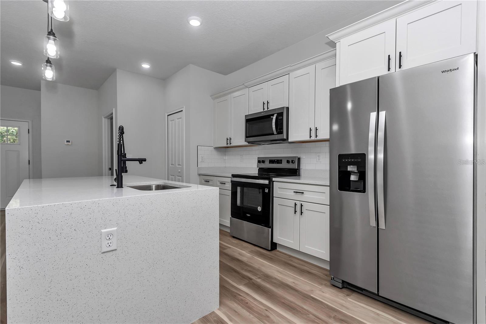 Image 17 of 46 For 42 Stockel Lane