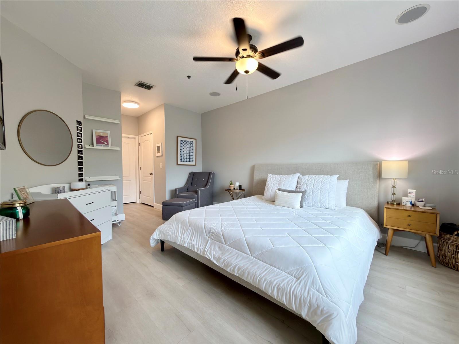 Image 14 of 43 For 4865 Cypress Woods Drive 2302