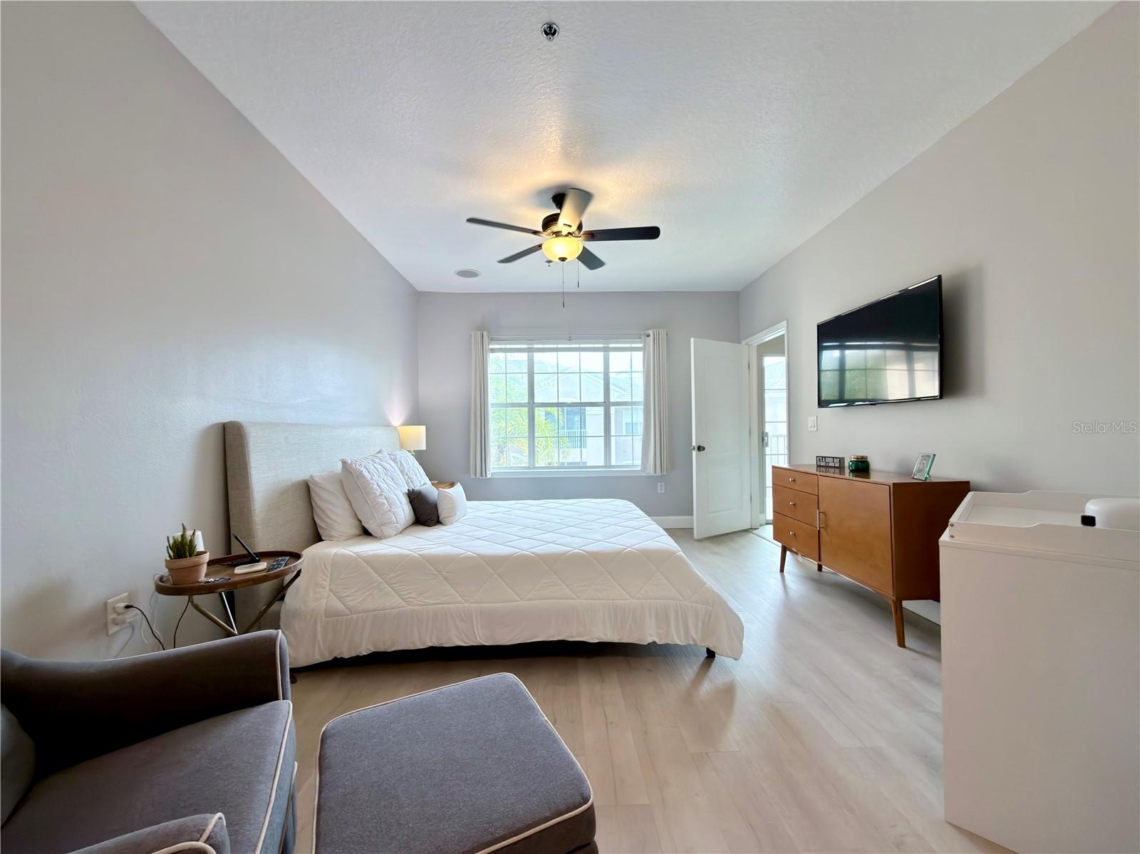 Image 16 of 43 For 4865 Cypress Woods Drive 2302