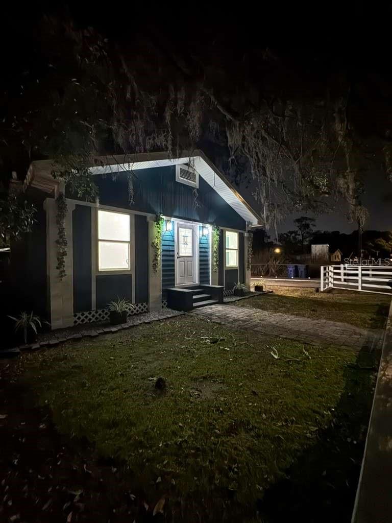 Image 10 of 50 For 1118 Linebaugh Avenue