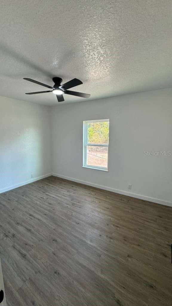 Image 23 of 50 For 1118 Linebaugh Avenue