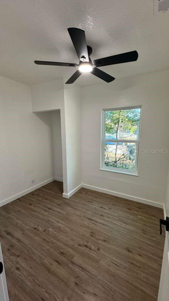 Image 29 of 50 For 1118 Linebaugh Avenue