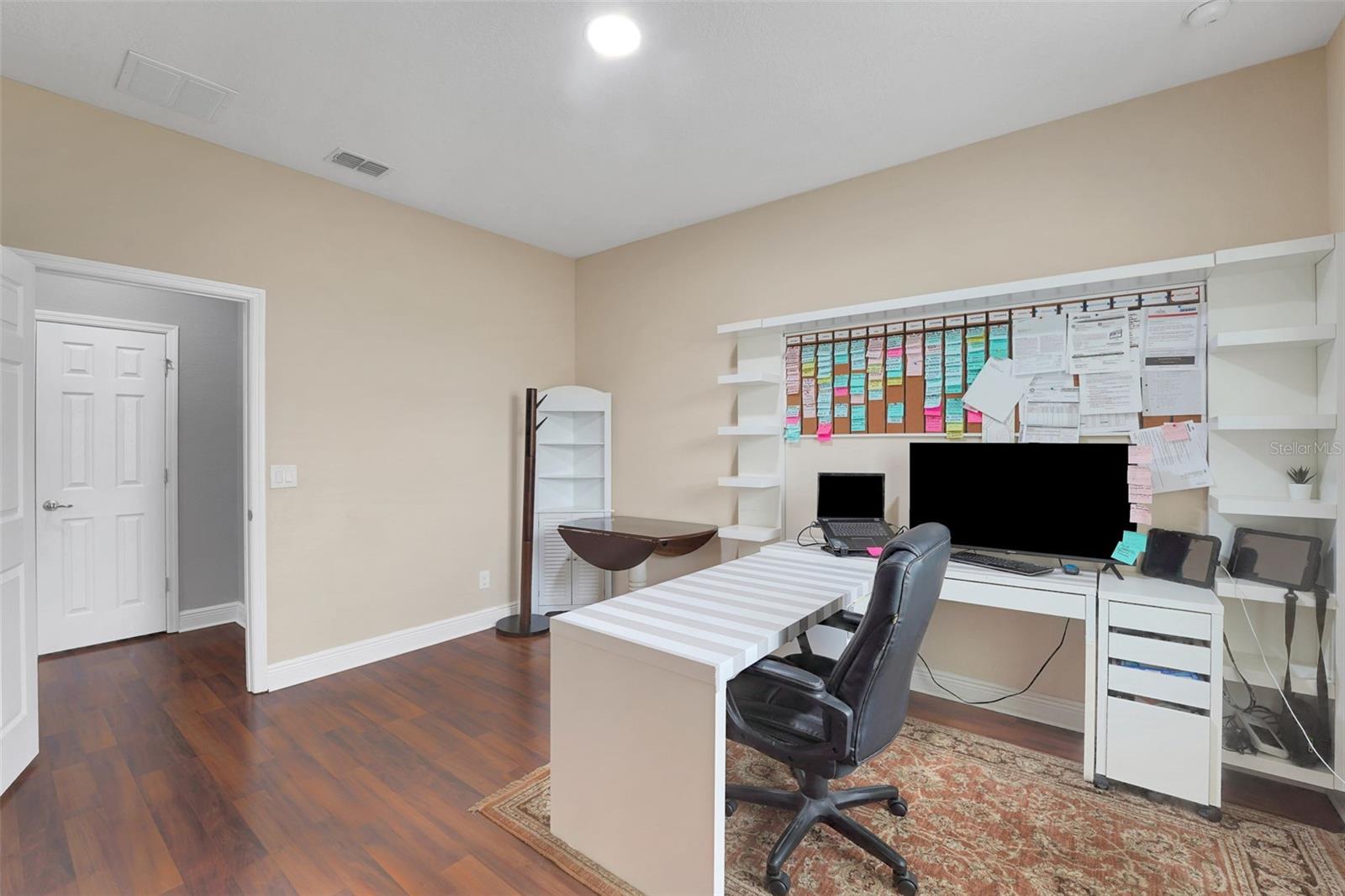 Image 33 of 74 For 14505 Breakwater Way