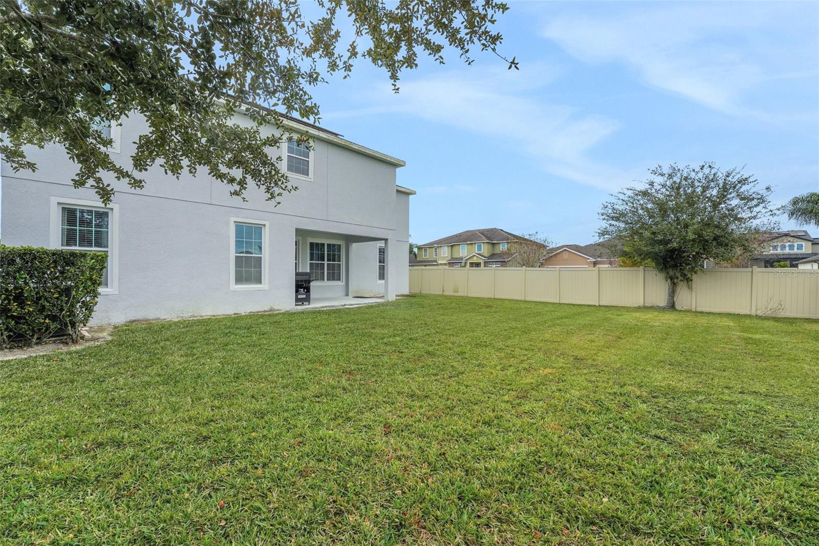 Image 38 of 74 For 14505 Breakwater Way