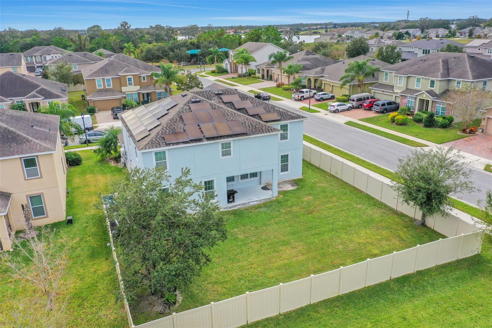 Image 4 of 74 For 14505 Breakwater Way