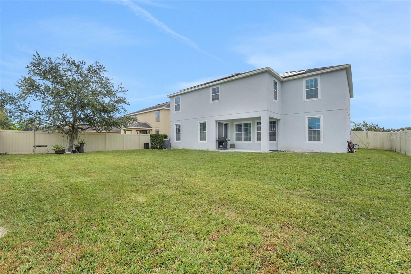 Image 40 of 74 For 14505 Breakwater Way