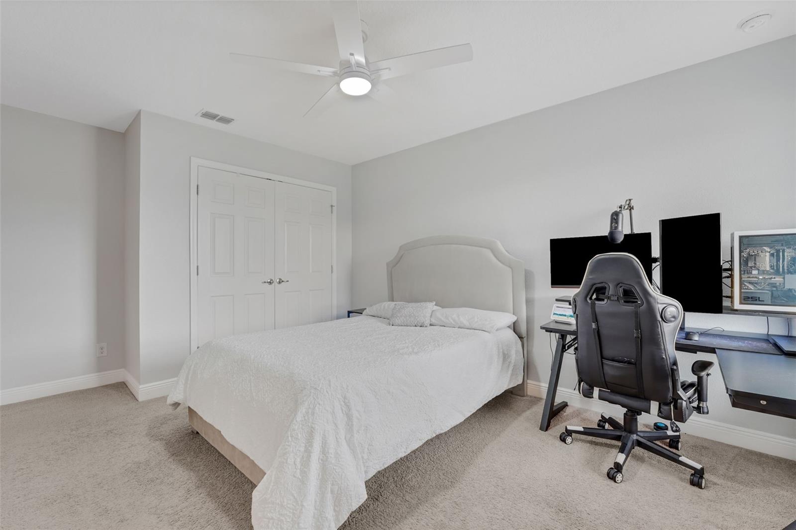 Image 50 of 74 For 14505 Breakwater Way