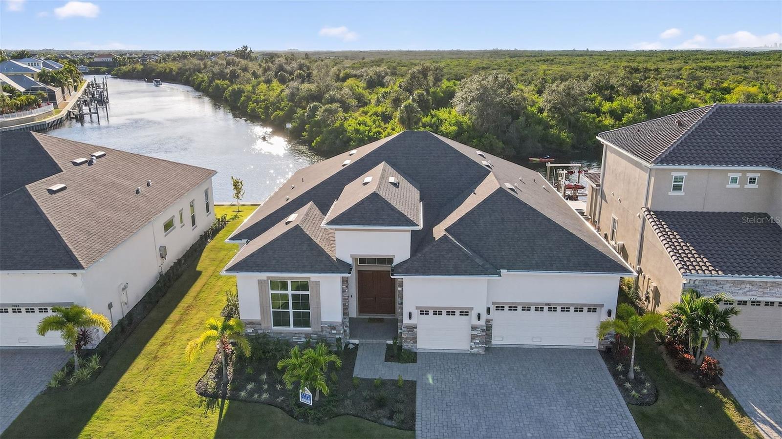 Details for 1088 Signet Drive, APOLLO BEACH, FL 33572