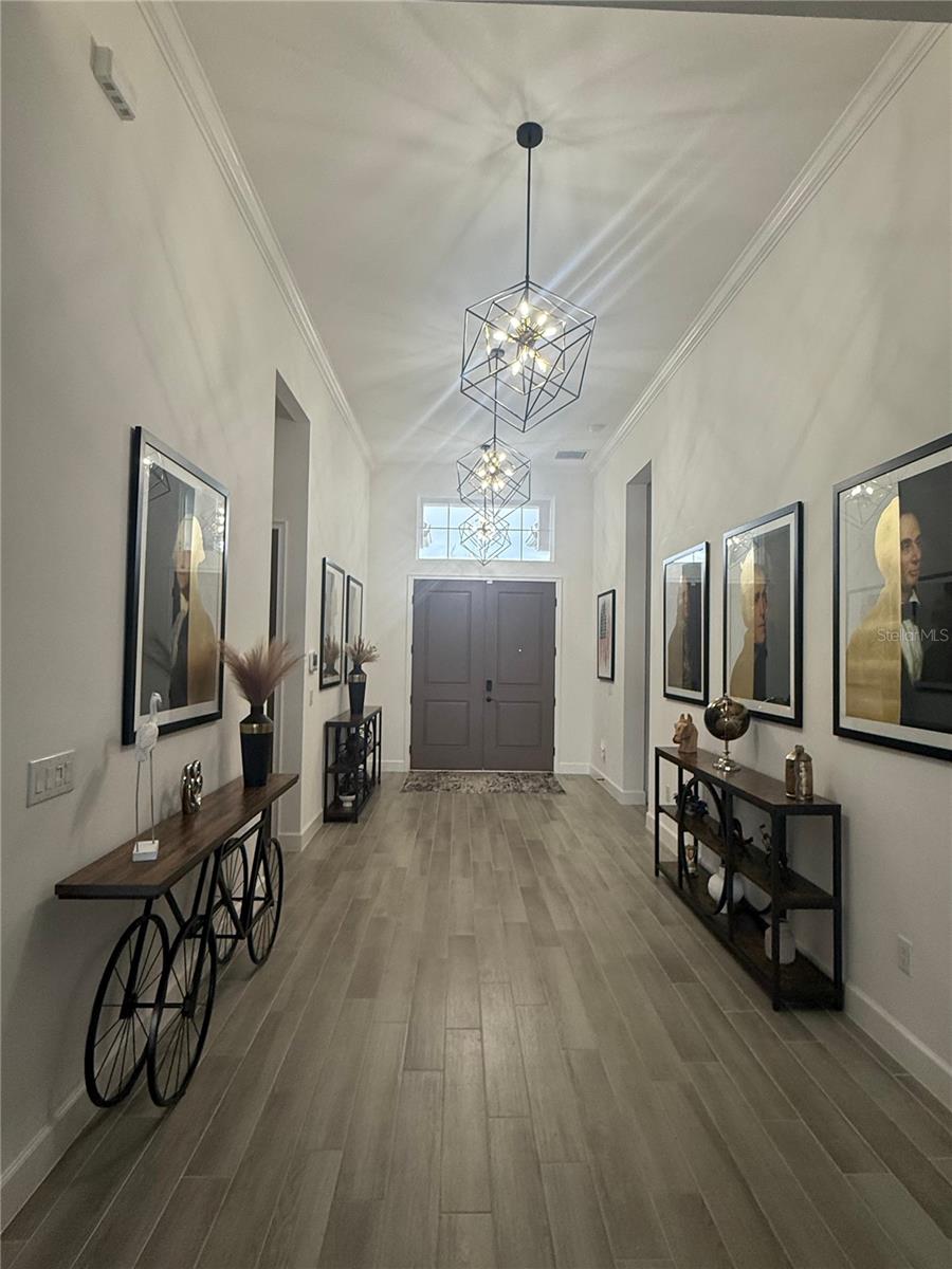 Image 14 of 49 For 1088 Signet Drive