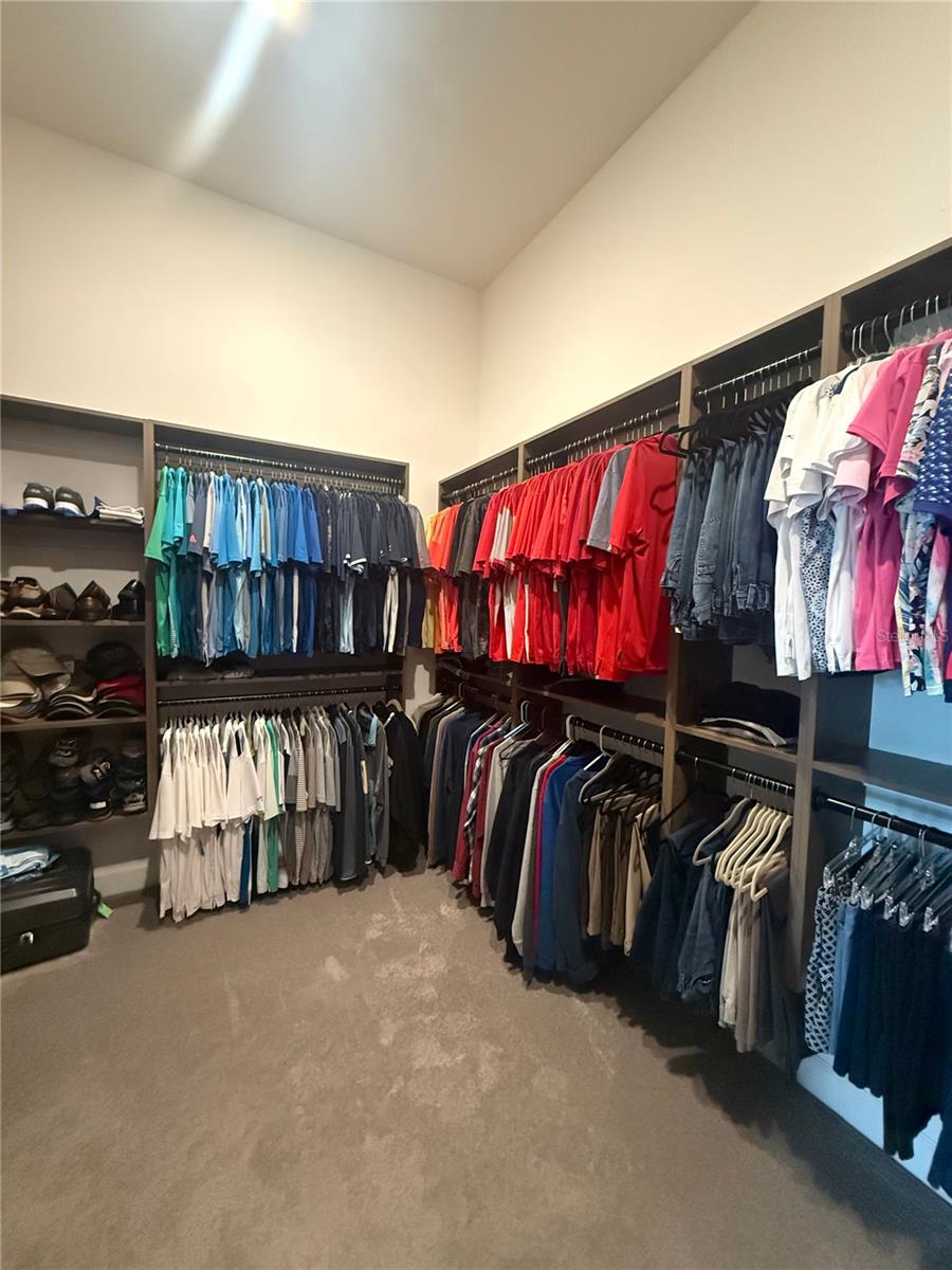 Image 24 of 49 For 1088 Signet Drive