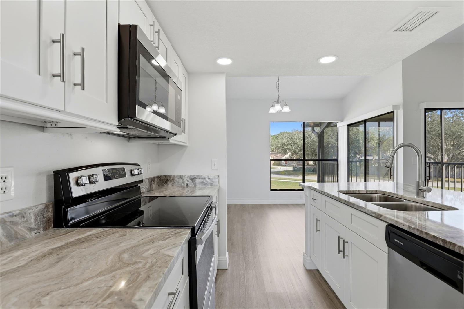 Image 10 of 45 For 1362 Stearman Court 20