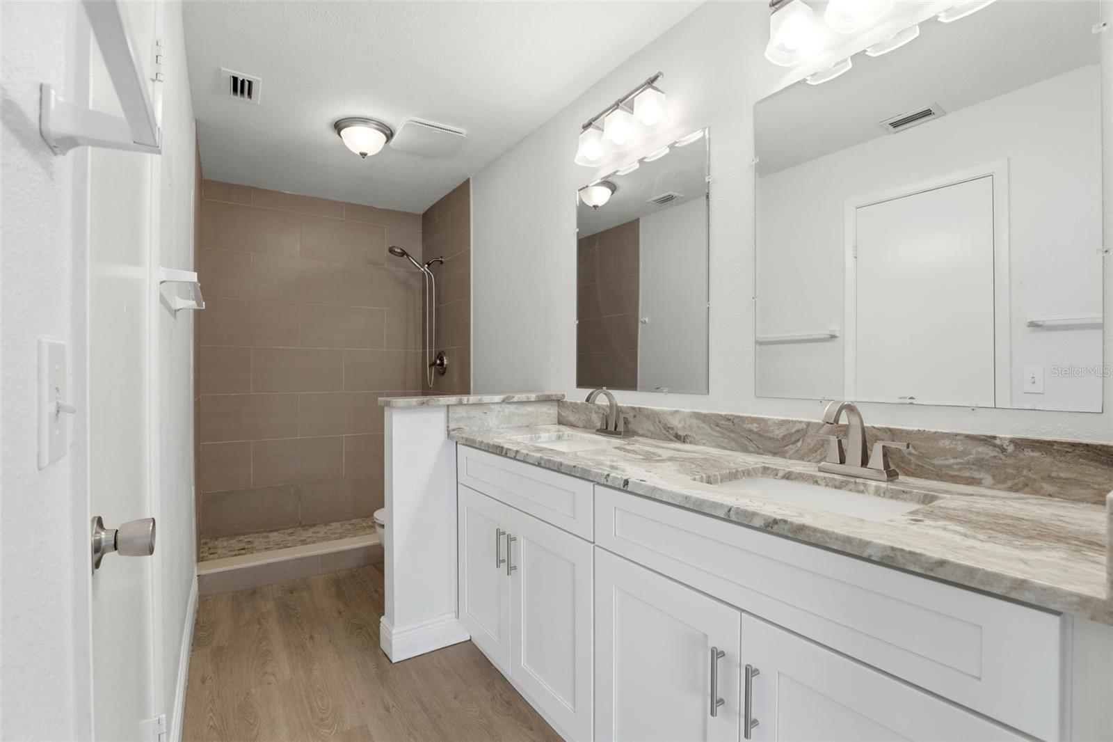 Image 20 of 45 For 1362 Stearman Court 20