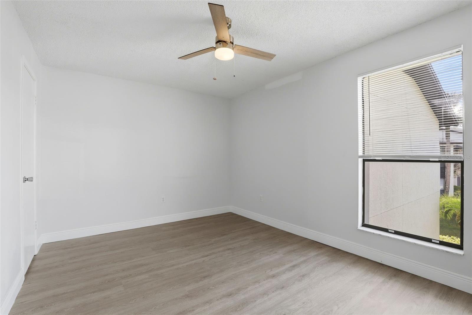 Image 22 of 45 For 1362 Stearman Court 20