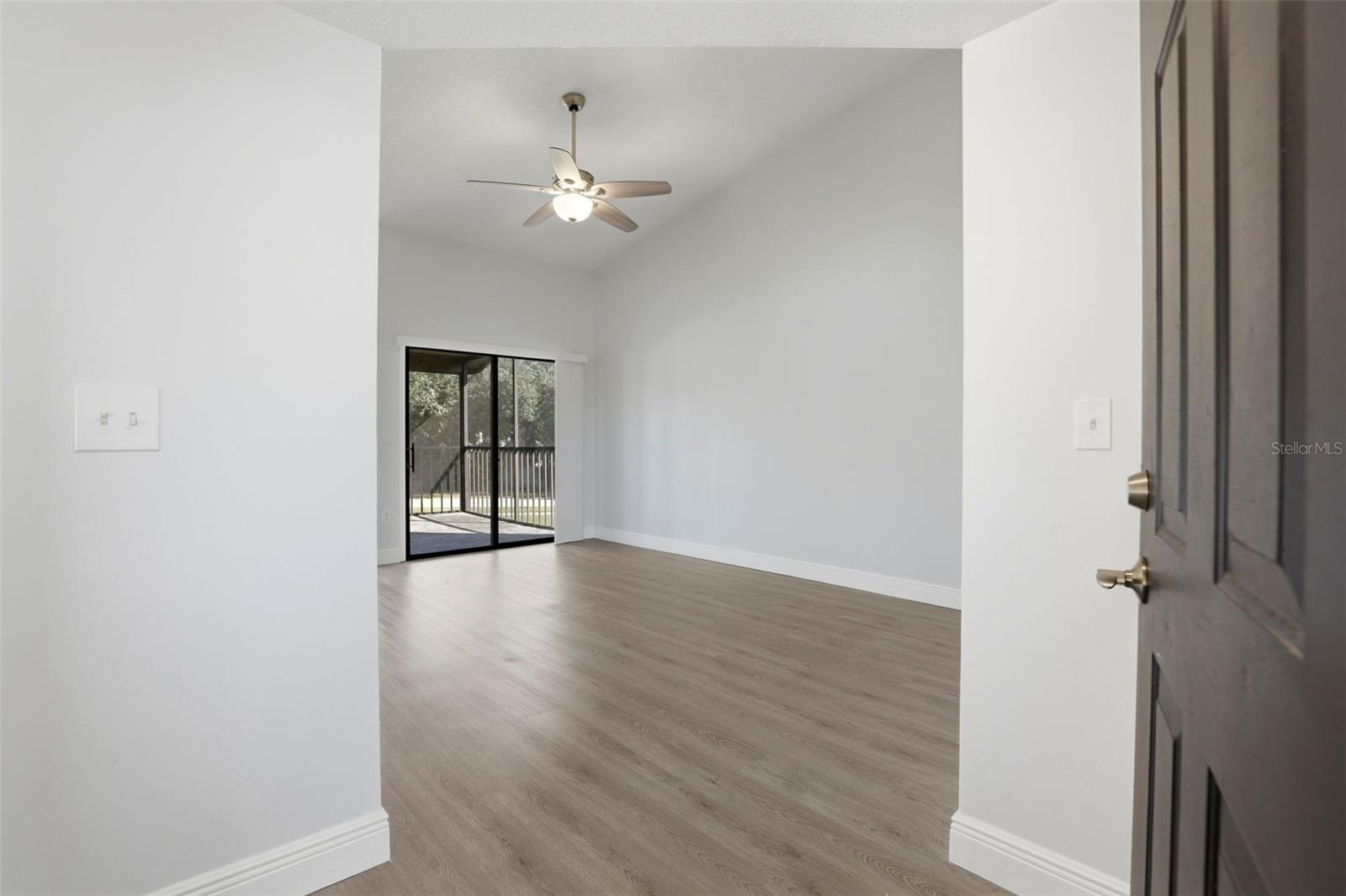Image 3 of 45 For 1362 Stearman Court 20