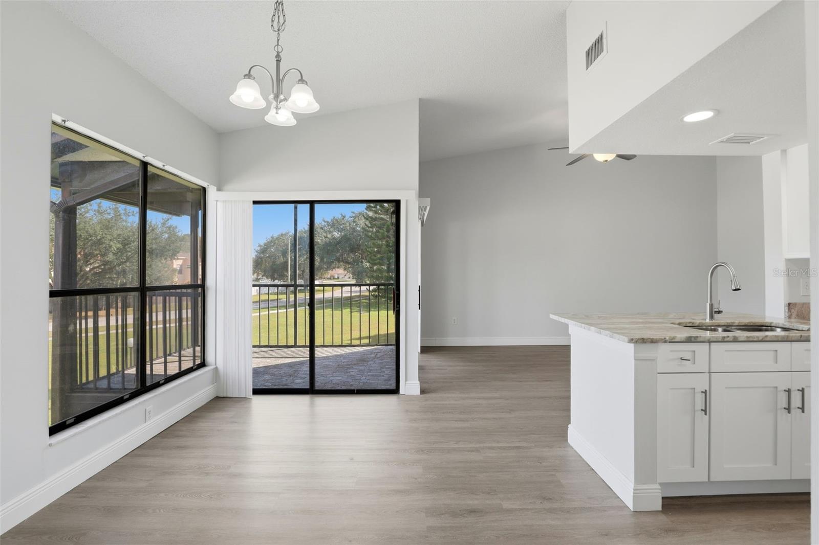 Image 7 of 45 For 1362 Stearman Court 20