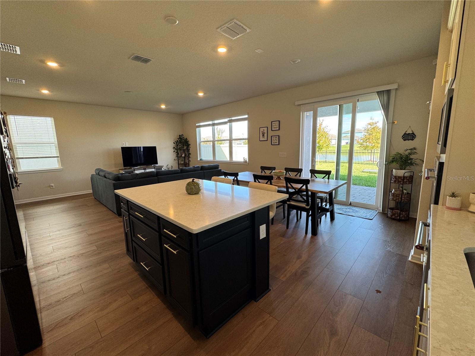 Image 11 of 27 For 2701 Serenity Garden Drive