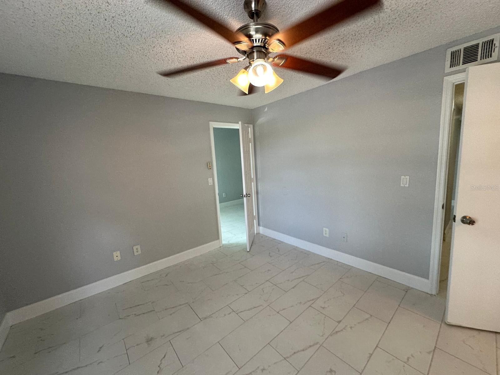 Image 12 of 18 For 5725 Gatlin Avenue 328