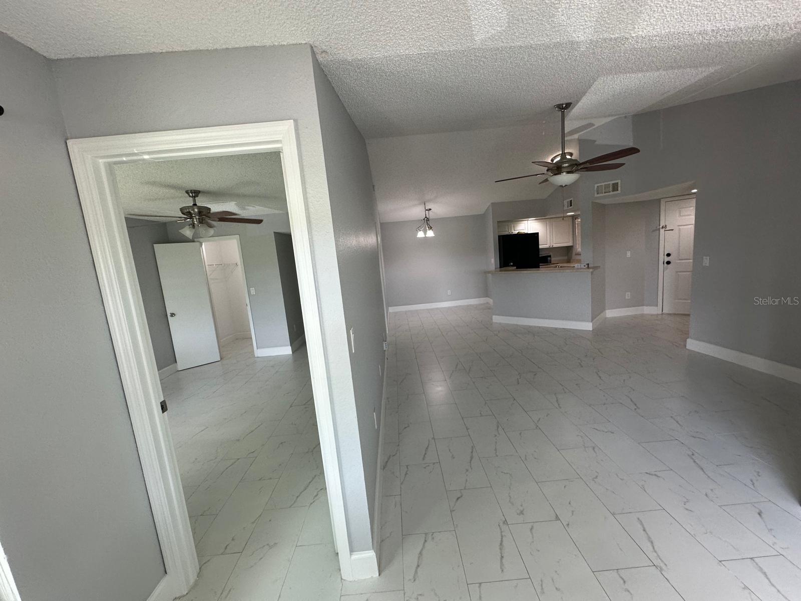 Image 14 of 18 For 5725 Gatlin Avenue 328