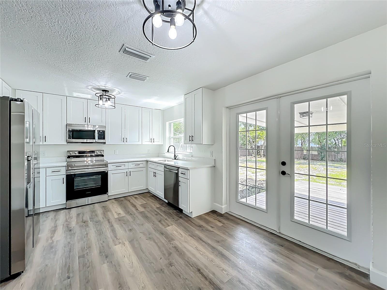 Image 9 of 30 For 2680 Palmetto Road