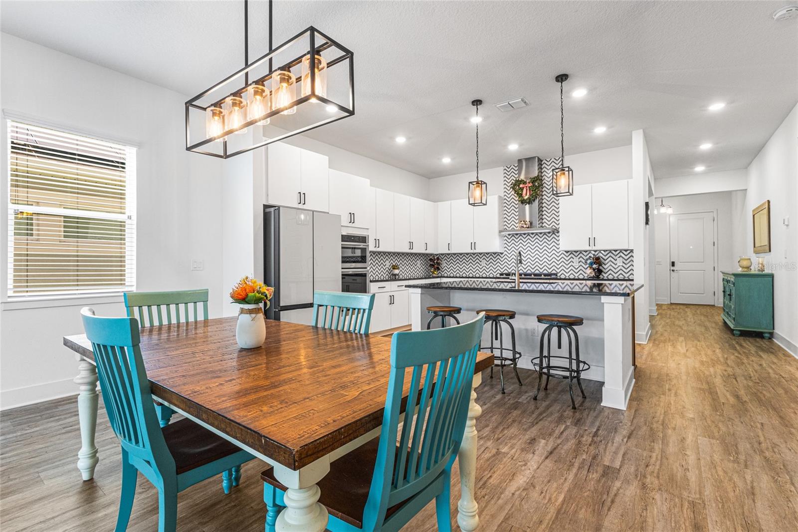 Image 23 of 51 For 14955 Lebeau Loop