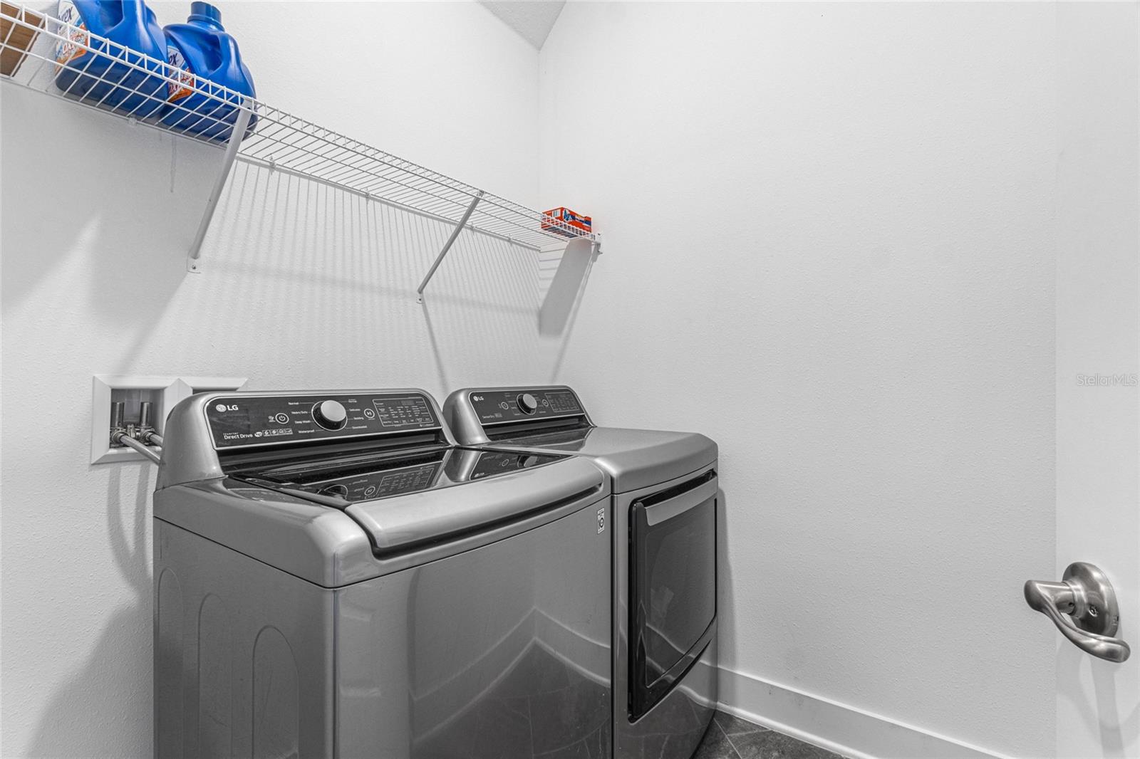 Image 24 of 51 For 14955 Lebeau Loop