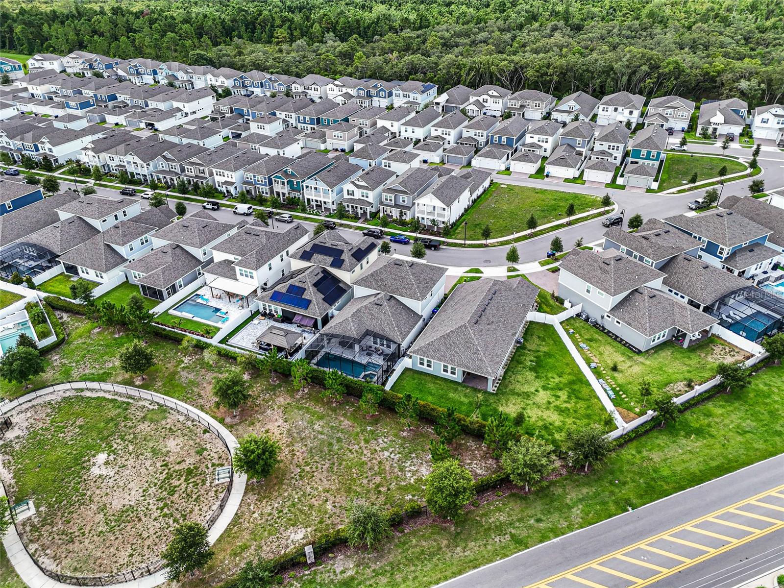 Image 46 of 51 For 14955 Lebeau Loop