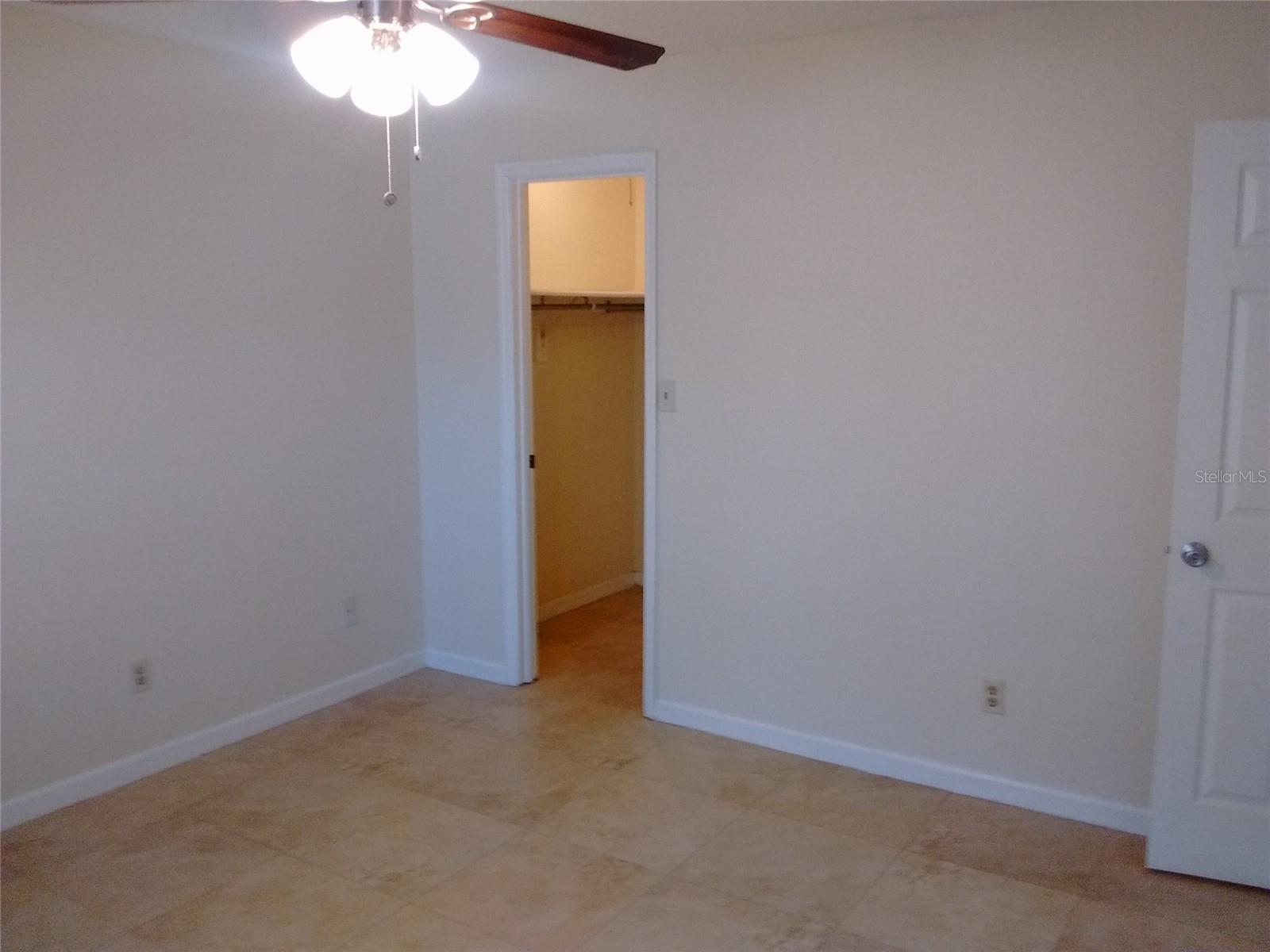 Image 11 of 15 For 457 Hemlock Street