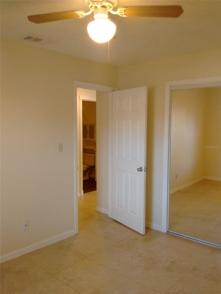 Image 15 of 15 For 457 Hemlock Street