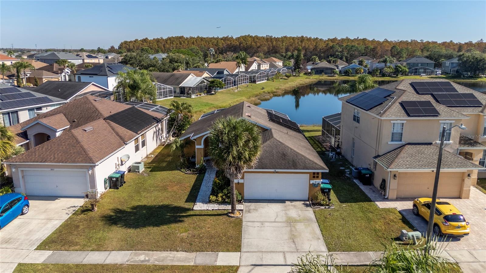 Image 2 of 34 For 1611 Bridgeview Circle