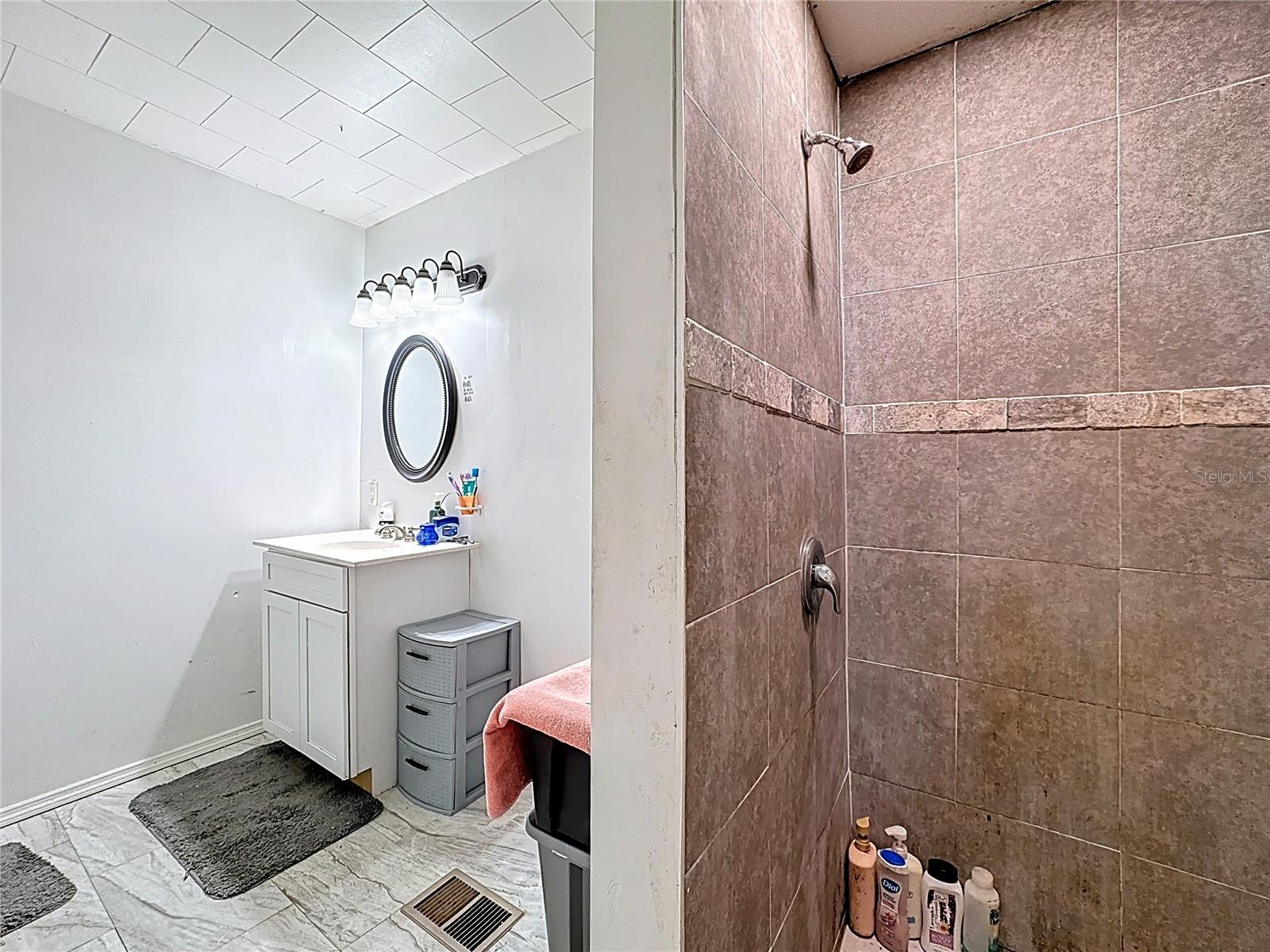 Image 26 of 63 For 7717 Clarcona Ocoee Road