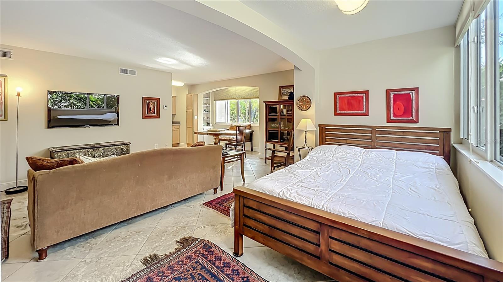 Image 16 of 36 For 311 Morse Boulevard 6-3