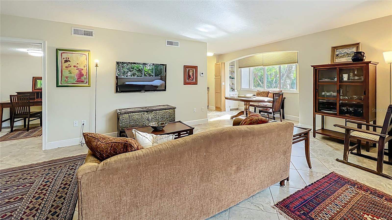 Image 6 of 36 For 311 Morse Boulevard 6-3