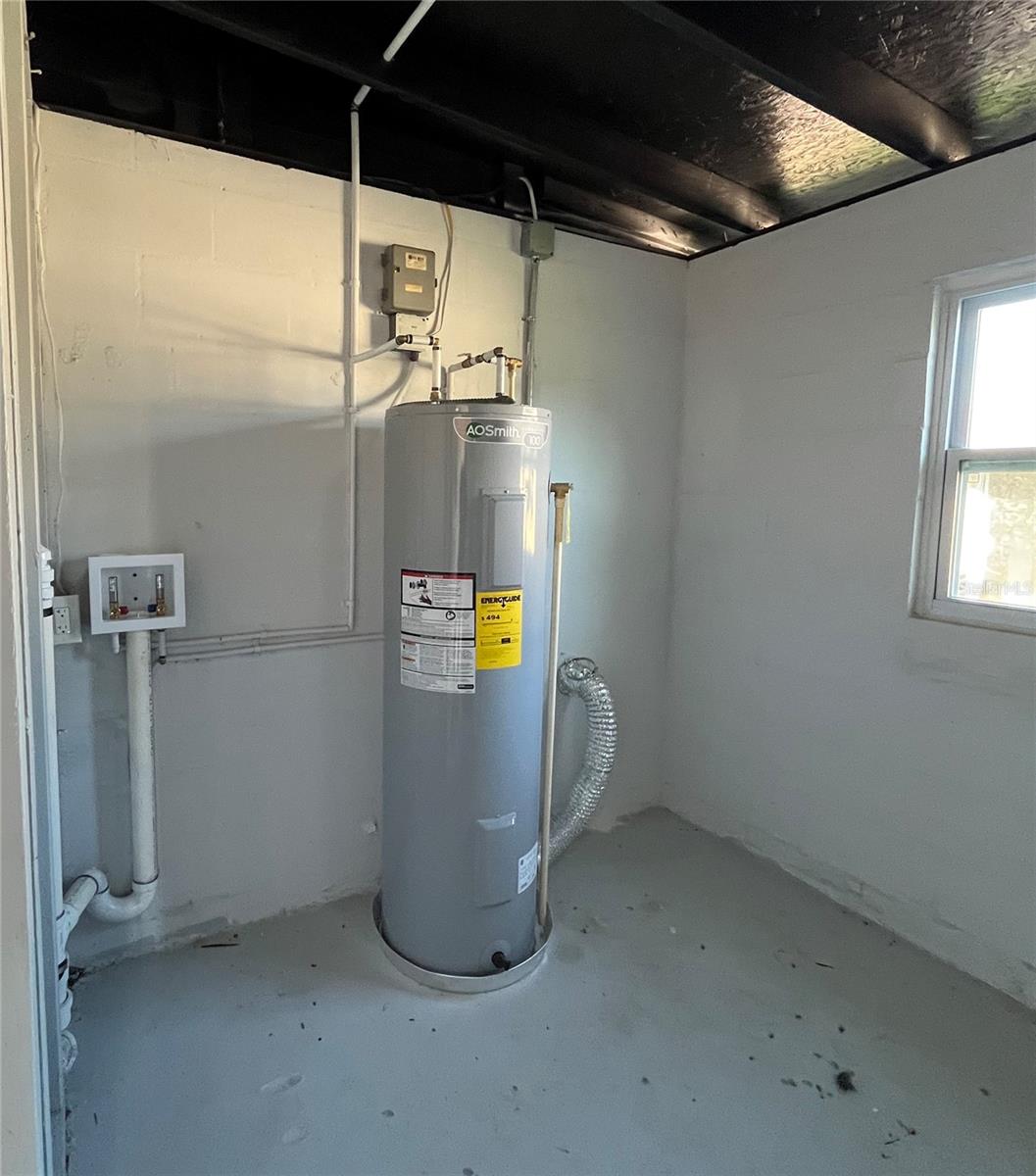 Image 4 of 19 For 1208 Helen Street