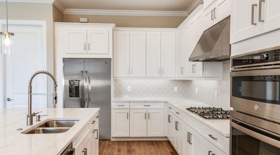 Image 5 of 48 For 4221 Barbuda Lane