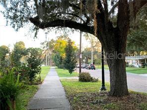 Image 8 of 12 For 19 A Thornton Avenue W