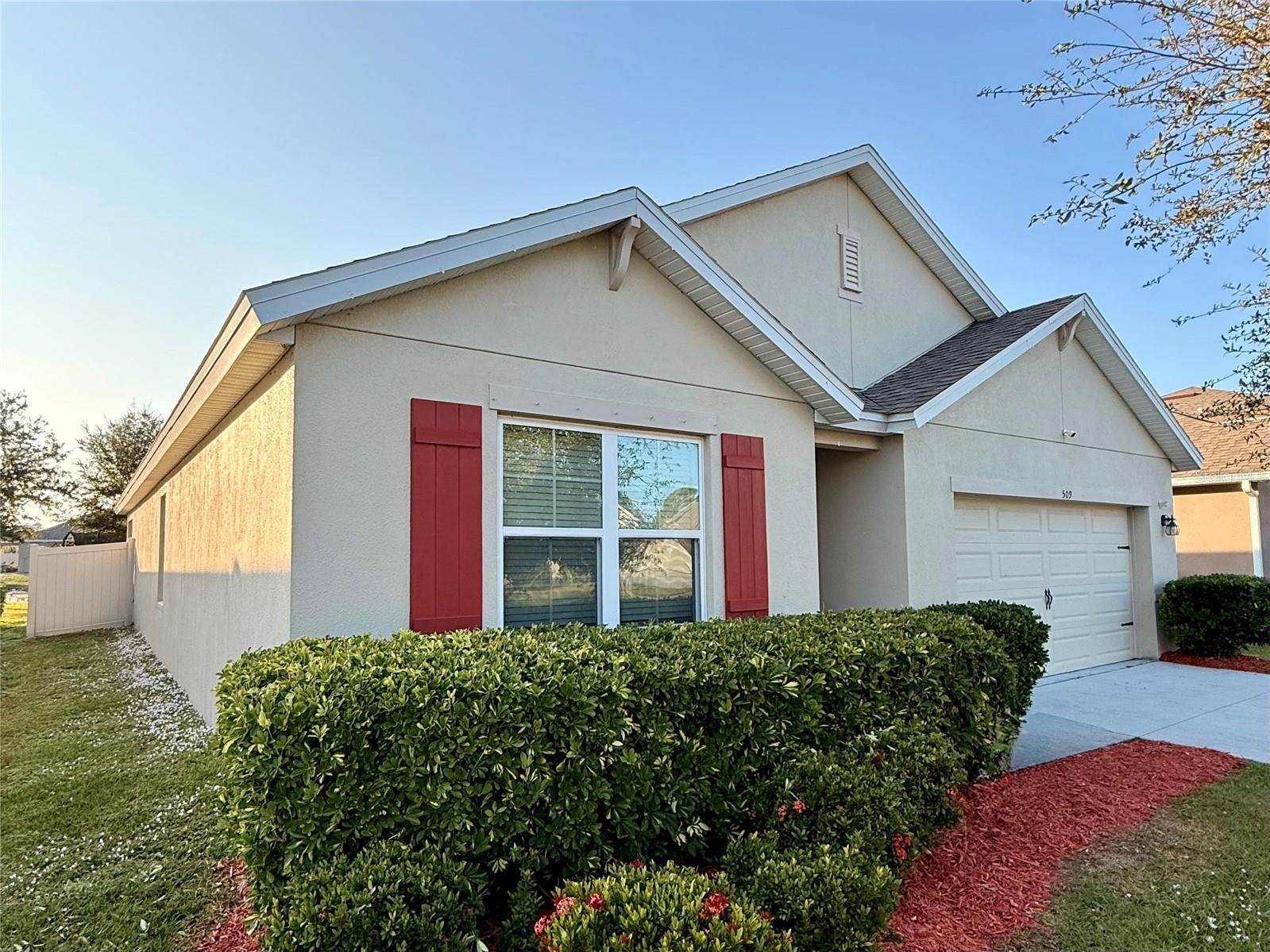 Image 2 of 3 For 509 Forest Trace Circle