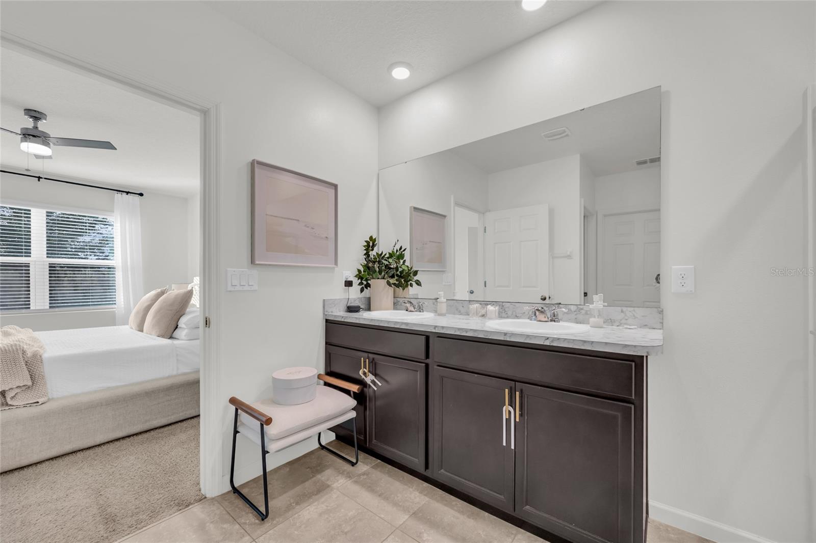 Image 27 of 49 For 509 Forest Trace Circle