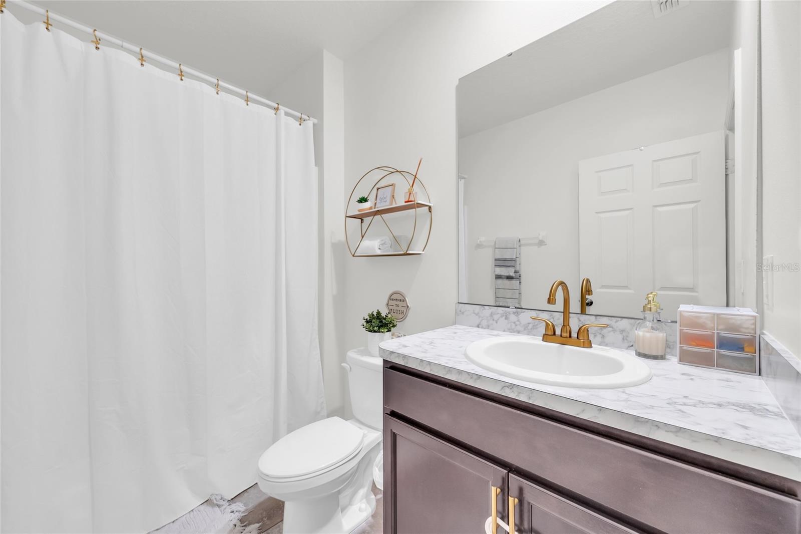 Image 34 of 49 For 509 Forest Trace Circle