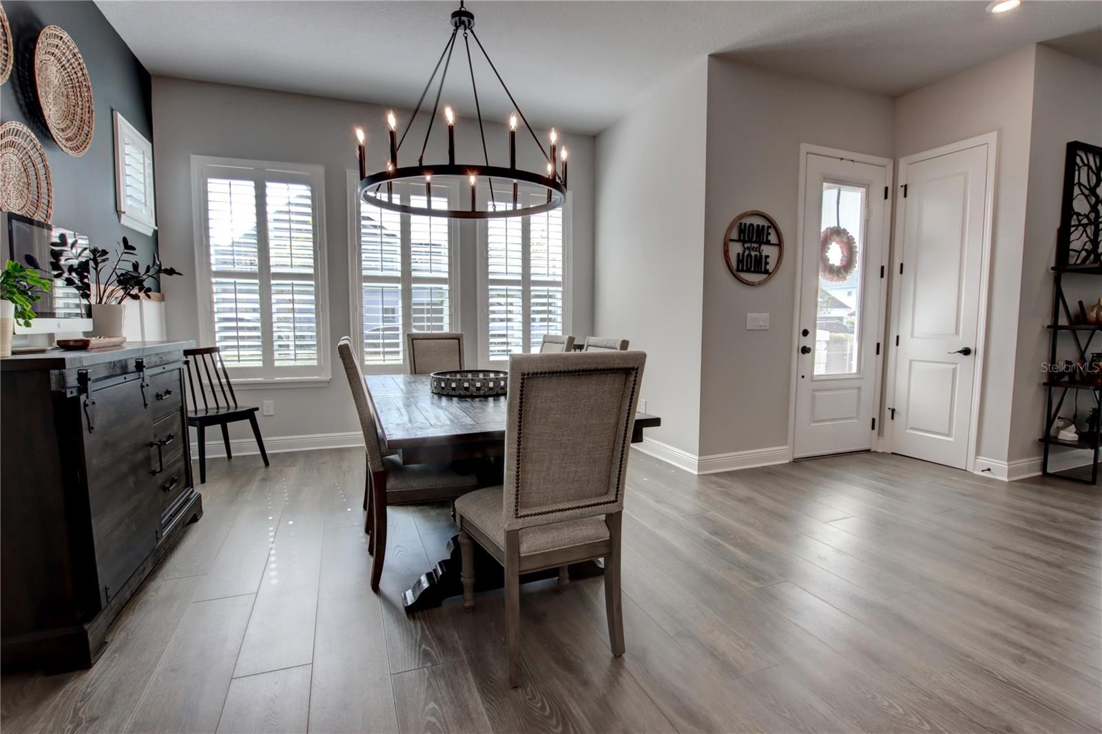 Image 15 of 37 For 640 Rosewood Way