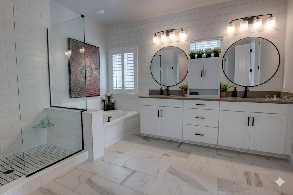 Image 24 of 37 For 640 Rosewood Way