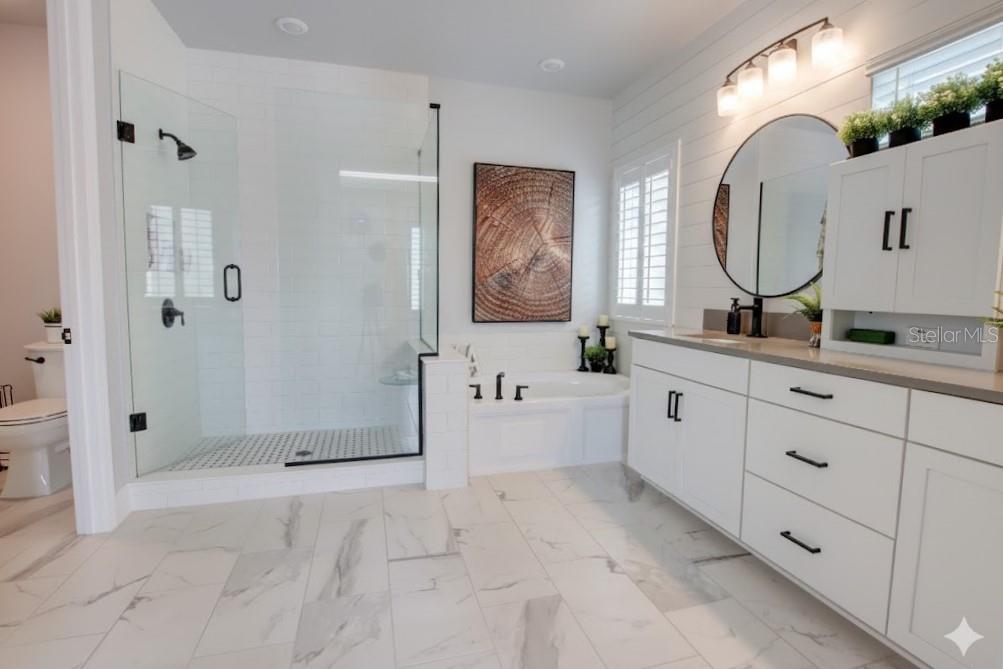 Image 26 of 37 For 640 Rosewood Way