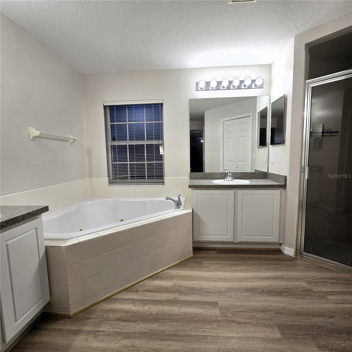 Image 14 of 19 For 1450 Felton Street