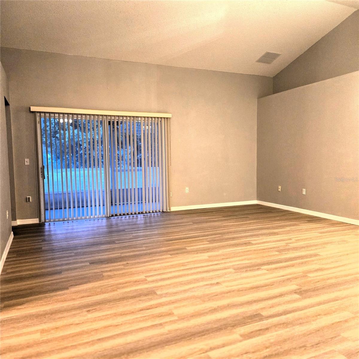 Image 4 of 19 For 1450 Felton Street