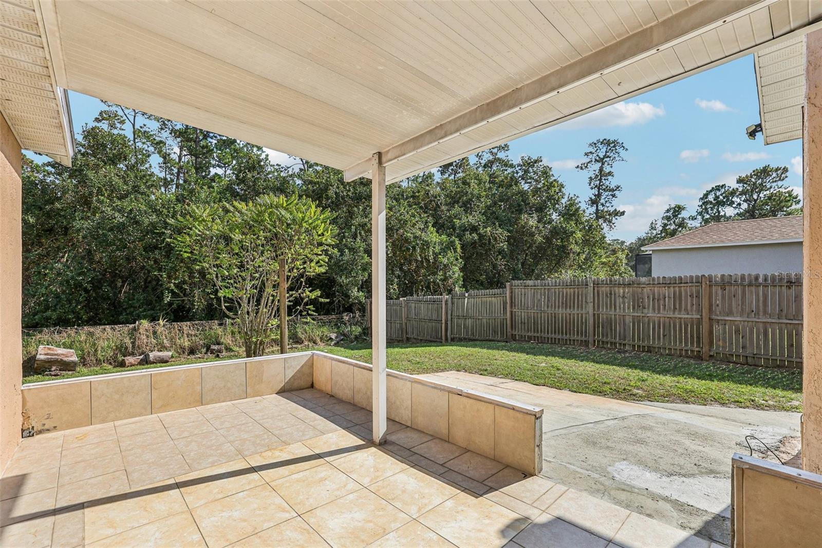 Image 21 of 26 For 615 Oakpoint Circle