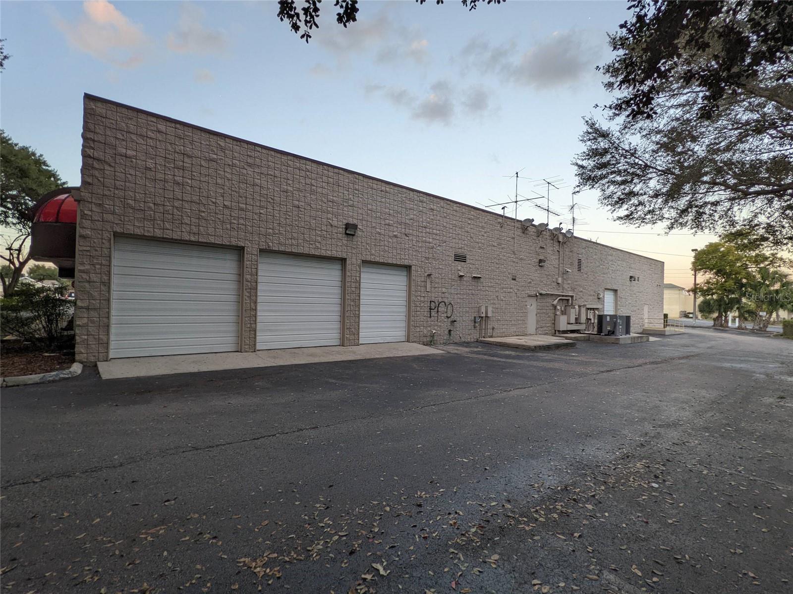 Image 5 of 12 For 614 Altamonte Drive